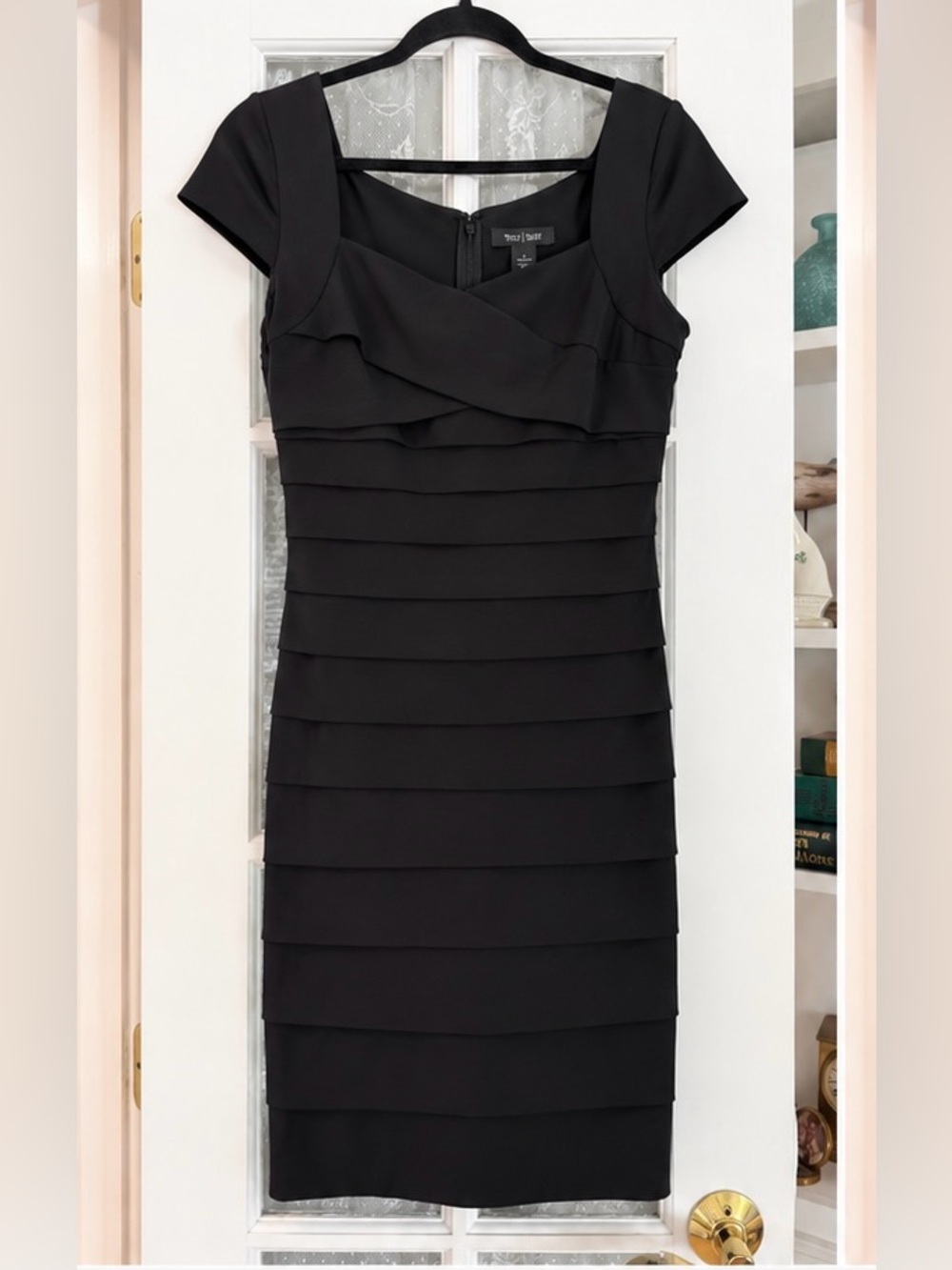 White House Black Market Black Tiered Sheath Dress Size 8 Cap Sleeve Classic